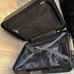 スーツケース Mサイズ新品の画像
