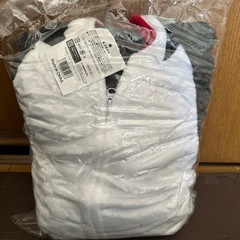 シャークコスチュームパジャマの画像