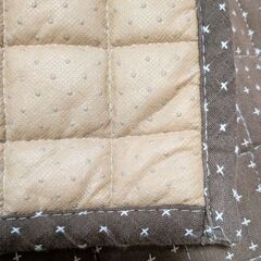 キルトラグ②茶色　187cm×184cmの画像