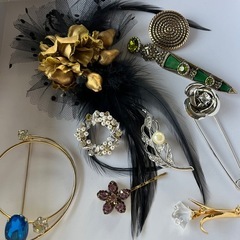 アクセサリーたくさんと美容マスクの画像