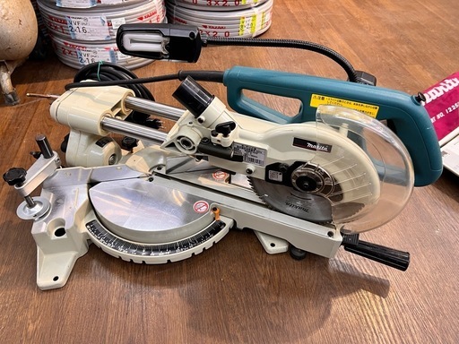マキタ makita スライドマルノコ 丸鋸 LS0713 電動工具 木工 切断機 【11112750】