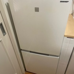 シャープ冷蔵庫152L【2021年製】の画像