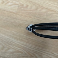 テレビとAndroidを繋ぐコードの画像