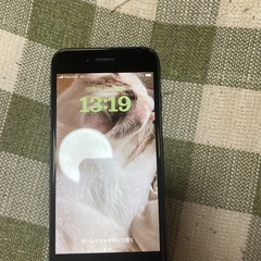 iPhone SE二世代ブラックの画像