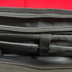 ユニクロ　ビジネスバッグの画像