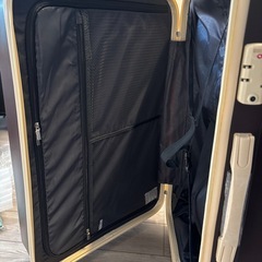 スーツケース L
サイズ　新品の画像