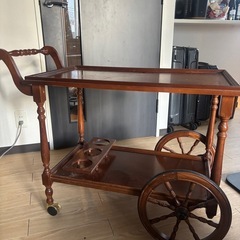 ティーワゴンの画像