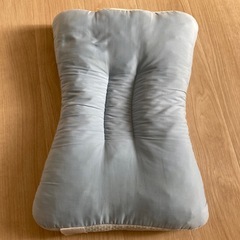 ⑧枕 パイプタイプの画像