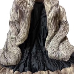 綺麗目　毛皮　シルバーフォックス　リアルファーコート　柔らか　ボリュウーム◎の画像
