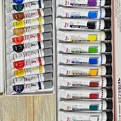 絵の具セット？の中身の画像