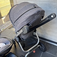 【早い者勝ち】ストッケ　　ベビーカー/チャイルドシート　全部セットの画像