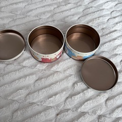 ちいかわ　缶の画像