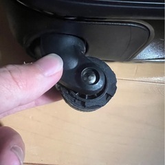 【車輪交換必要】スーツケースの画像