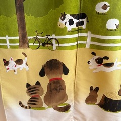 かわいいフクロウと動物達の暖簾の画像