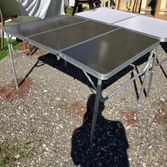 アウトドア 折り畳みテーブル キャンプ用品 2台セットの画像