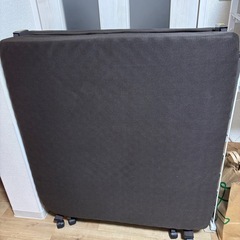 急募‼️折りたたみベッドの画像