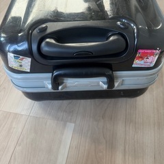 【1月中旬までの出品】スーツケース  黒の画像