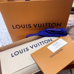 箱付きルイ・ヴィトン　財布の画像