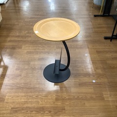 ラウンドサイドテーブル【トレファク 川越店】の画像