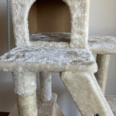 キャットタワーの画像