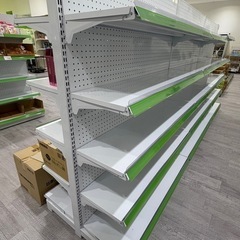 3連結　什器 両面棚　コンビニ棚 スーパー棚の画像