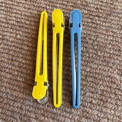 ヘア・クリップと髪留めセットの画像