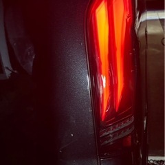 VALENTI ULTRA A LEDテールランプ ハイエースの画像