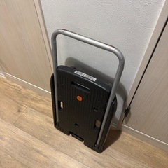 台車タイヤの部分折れてます!!の画像