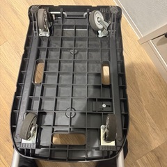 台車タイヤの部分折れてます!!の画像