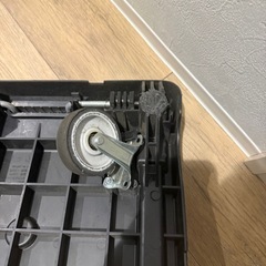 台車タイヤの部分折れてます!!の画像