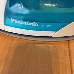 パナソニック アイロン 2013年製の画像