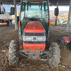 トラクターの画像