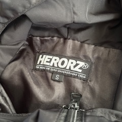 【ブラックナイロンジャケット】の画像