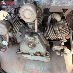 日立ベビコン　エアコンプレッサー　11kw 15馬力　実働の画像