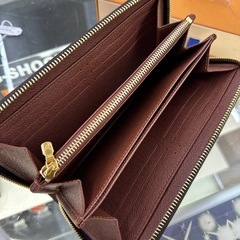 ☆ﾄﾞリーム荒牧店☆LOUIS VUITTON モン・モノグラム ジッピーウォレット P01903の画像