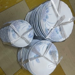 お皿　大.中.小　各15枚セットの画像