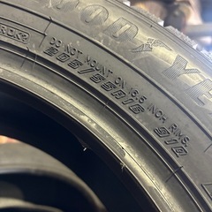 グッドイヤー ICE NAVI8 205/55R16 スタッドレス　新品　23年製　4本セットの画像