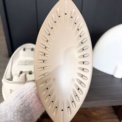 美品 Panasonic パナソニック NI-WL402 コードレス スチームアイロン 1400Wの画像