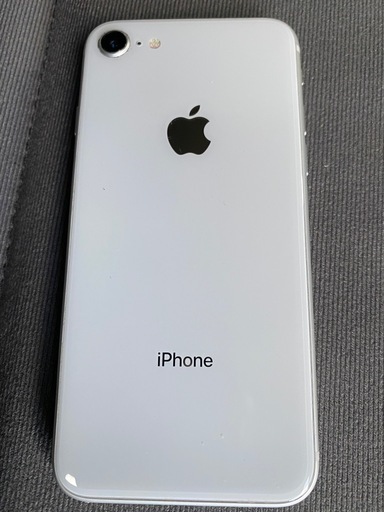 iPhone8 64GB 100% (ikikkatu) 室蘭のau《iPhone》の中古あげます