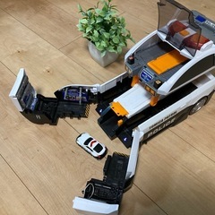 トミカ変形パトロールの画像