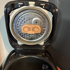 炊飯器の画像