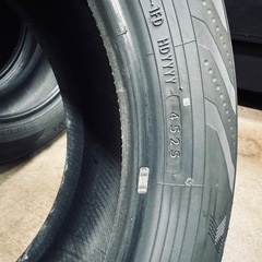 Yokohama ADVAN V03 225/60R18  の画像