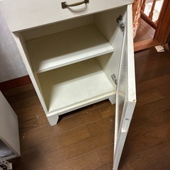 キッチン棚の画像