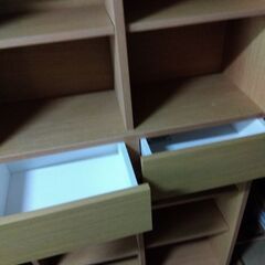 大きい本棚の画像