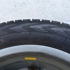 【美品】ヨコハマタイヤ（アイスガード）スタッドレス　ホイールナットセット  225/65R17
の画像