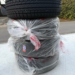 【美品】ヨコハマタイヤ（アイスガード）スタッドレス　ホイールナットセット  225/65R17
の画像