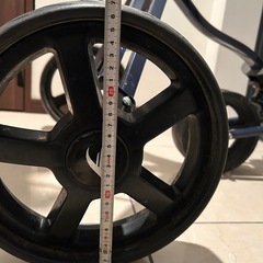 折りたたみ式　ゴルフ手押しカート　の画像