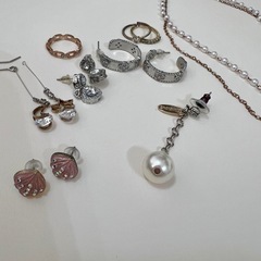 9点セット　ネックレス　ピアス　指輪の画像