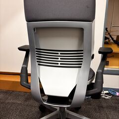 Steelcase スチールケース　チェア の画像