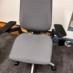 Steelcase スチールケース　チェア の画像